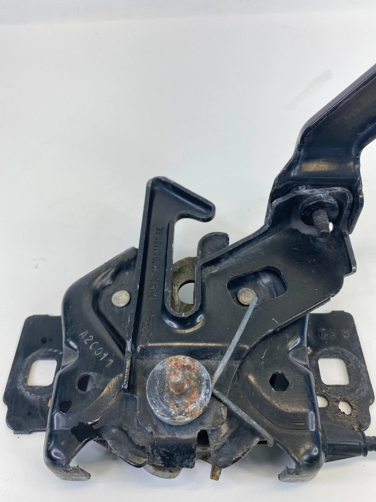 08 09 10 11 12 FORD ESCAPE FRONT HOOD LATCH LOCK RELEASE ACTUATOR 8L84-16A771