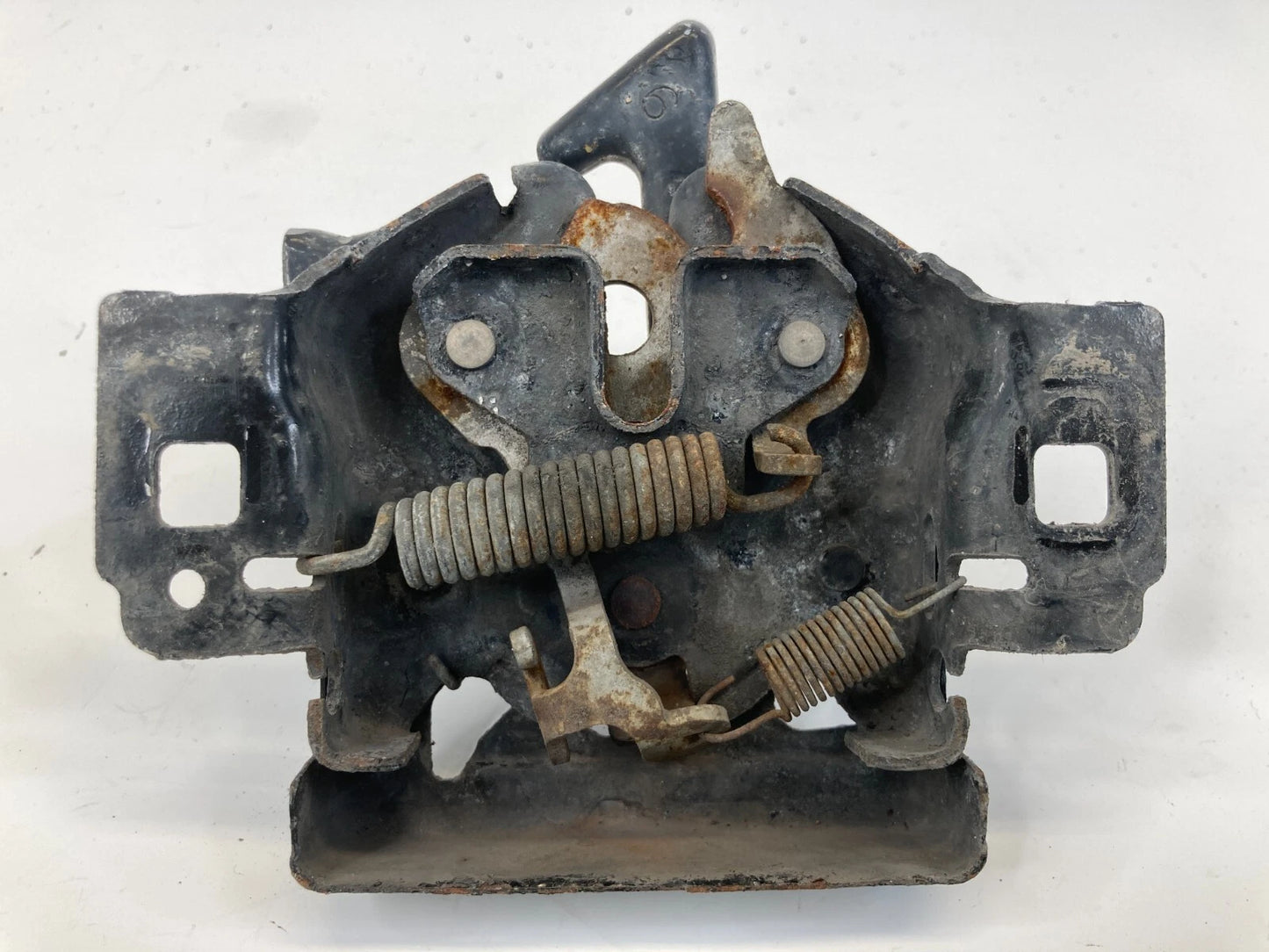 2006-2010 FORD EXPLORER HOOD LATCH LOCK ACTUATOR RELEASE OEM 6L2A-16700 D927