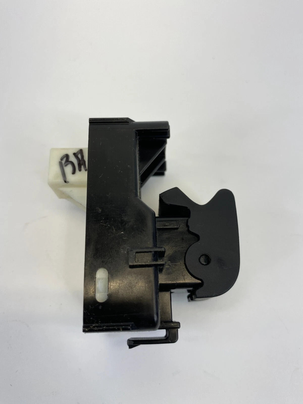 2010-2015 TOYOTA PRIUS REAR RIGHT PASSENGER SIDE DOOR WINDOW CONTROL SWITCH OEM