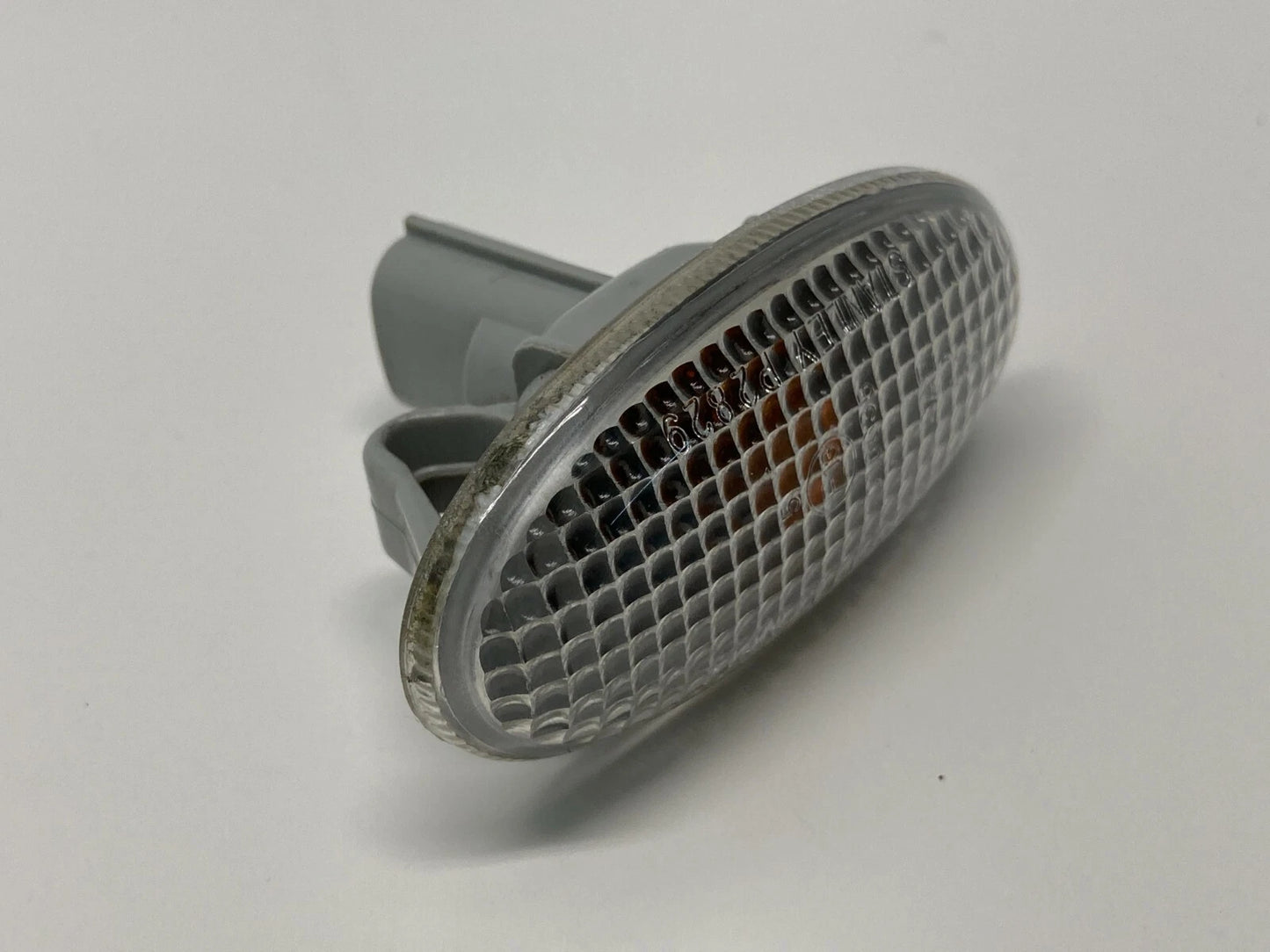 04-09 MAZDA 3 MPV LEFT SIDE FENDER MARKER TURN SIGNAL LAMP LIGHT STANLEY P2829