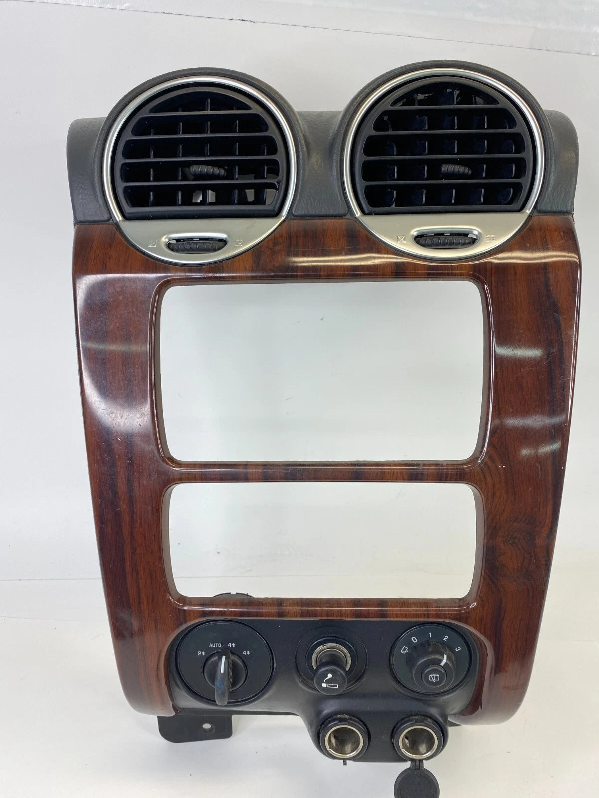 2002-2006 GMC ENVOY XL 02-09 ENVOY DASH RADIO BEZEL TRIM W/ AIR VENT & SWITCHES