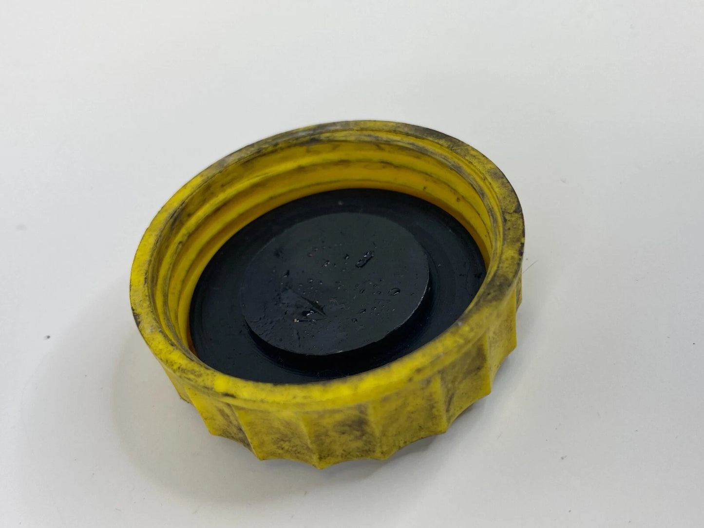 98-11 AUDI A6 QUATTRO 2.8L BRAKE MASTER CYLINDER FLUID RESERVOIR TANK CAP COVER