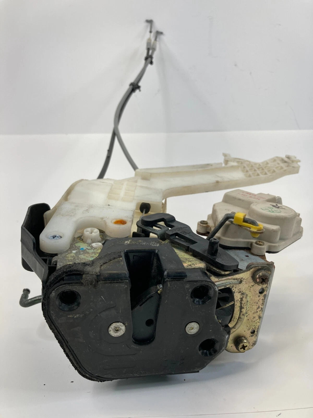 2001-2006 HYUNDAI ELANTRA REAR LEFT BACK DOOR LOCK LATCH RELEASE ACTUATOR OEM
