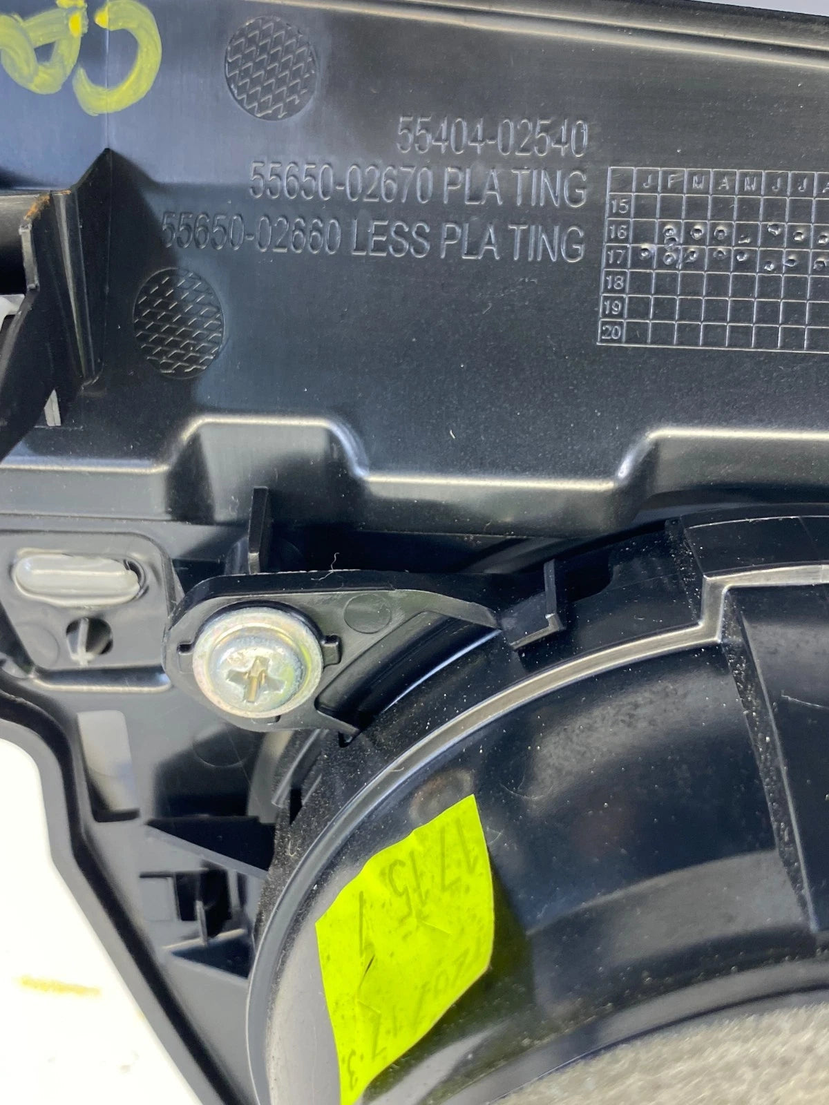 2014-2019 TOYOTA COROLLA LEFT DRIVER SIDE AC AIR VENT ASSEMBLY OEM 55404-02540