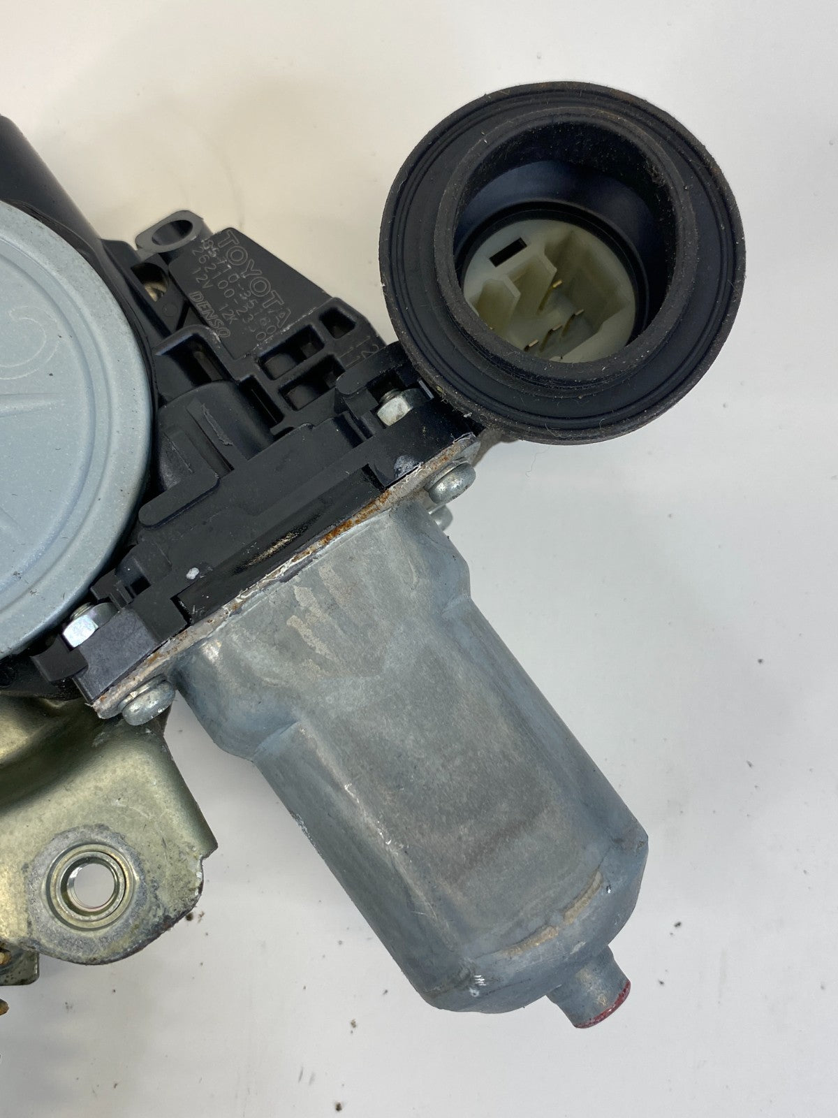 2004-2009 Toyota Prius Front Right Door Window Regulator W/ Motor 85710-35180