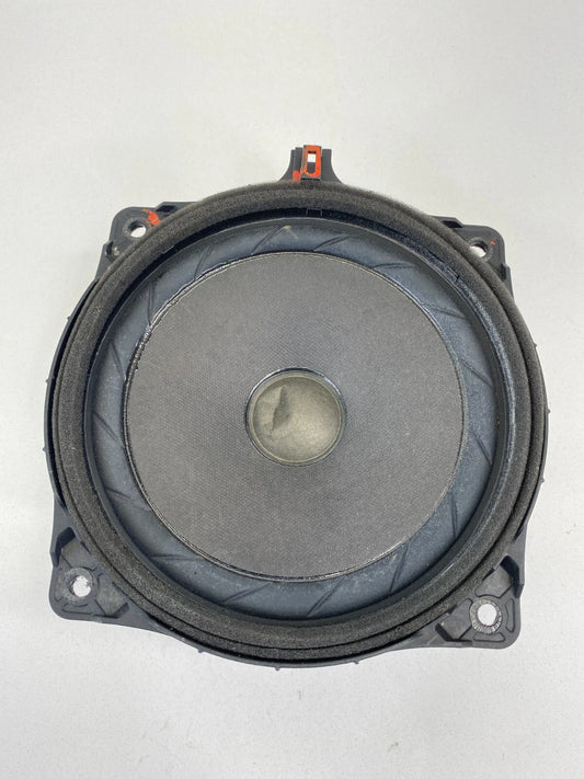 2015-2017 HYUNDAI SONATA REAR RIGHT SIDE DOOR SOUND SYSTEM SPEAKER 96330-C1000