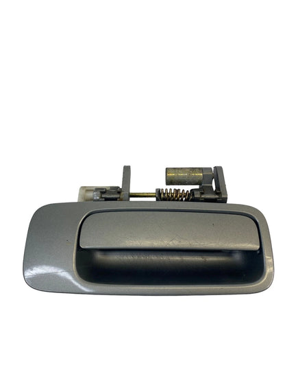 1997-2001 TOYOTA CAMRY SEDAN REAR RIGHT SIDE EXTERIOR DOOR HANDLE 69230-AA010