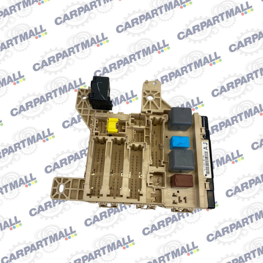 2004-2006 TOYOTA SIENNA INSTRUMENT PANEL DASH CABIN INTERIOR FUSE RELAY BOX OEM