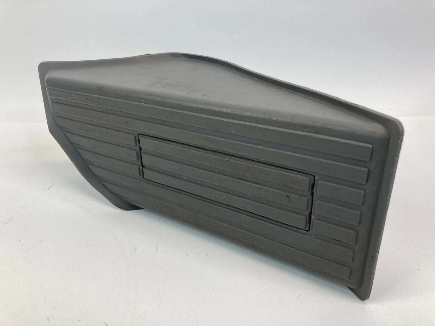 2010 KIA SEDONA FRONT LEFT DRIVER SIDE FOOT REST DEAD PEDAL 32891-4D000 OEM