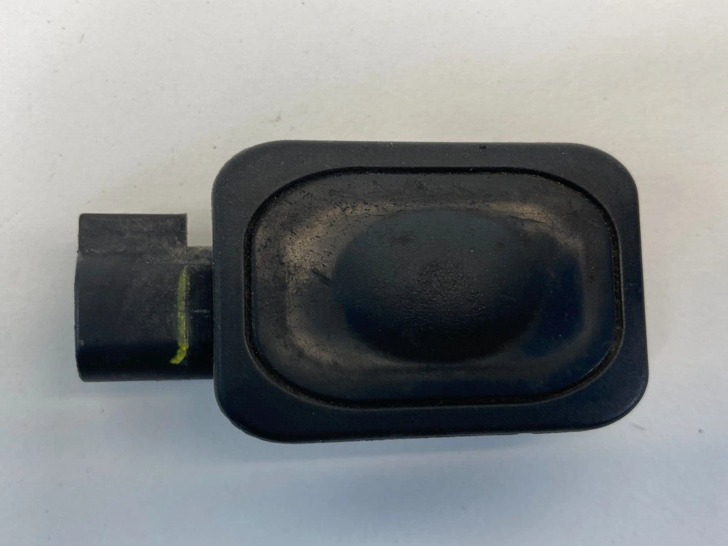 13-20 FORD FUSION 08-14 ESCAPE TRUNK LID LIFTGATE RELEASE SWITCH 1L2T-14K147-AA