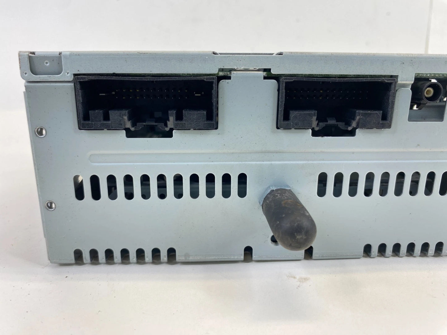 2016-2019 FORD EXPLORER INTERCEPTOR AM/FM RADIO CD PLAYER RECEIVER STEREO OEM