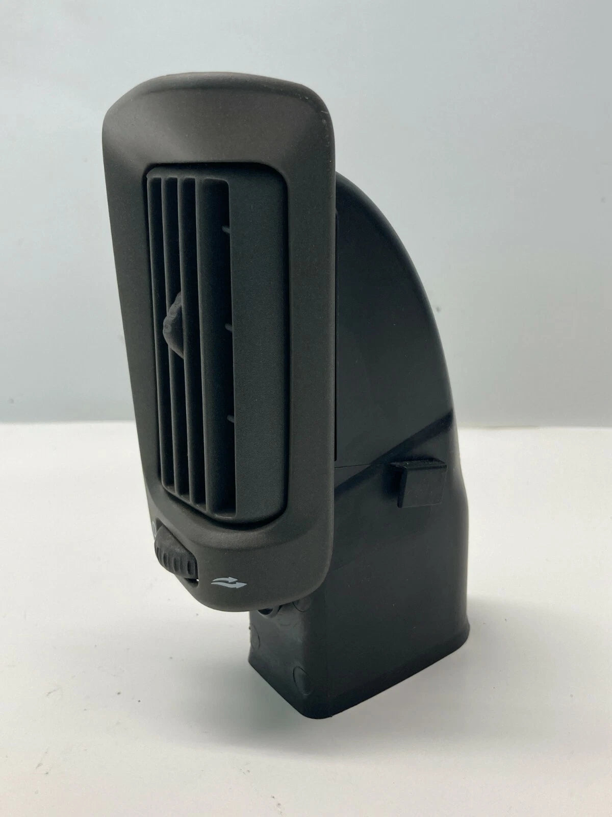 99-03 S80 LEFT DRIVER SIDE B PILLAR AC HEATER AIR VENT NOZZLE DUCT 9158448 OEM