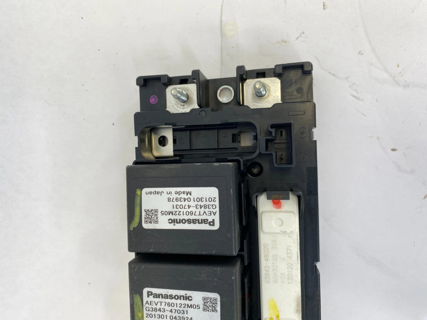 10-15 TOYOTA PRIUS HYBRID BATTERY RELAY JUNCTION BOX FUSE BLOCK OEM G3842-48020