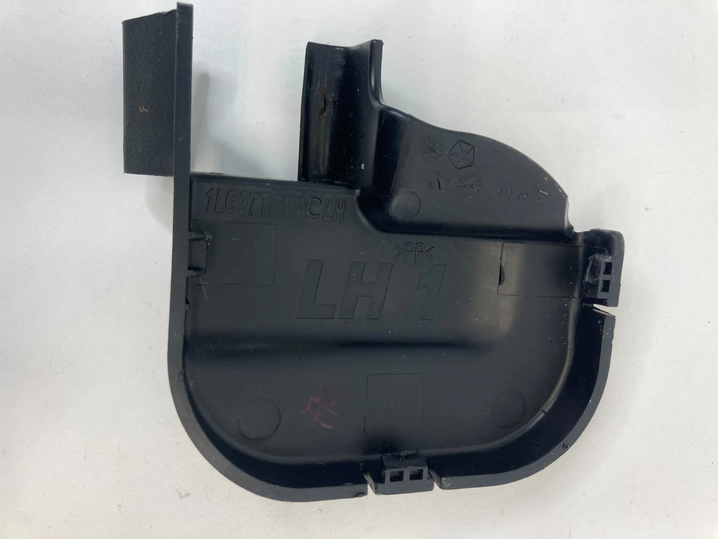 2011-2014 DODGE AVENGER FRONT LEFT SEAT RAIL TRACK TRIM CAP COVER 1LG37TRMAC OEM