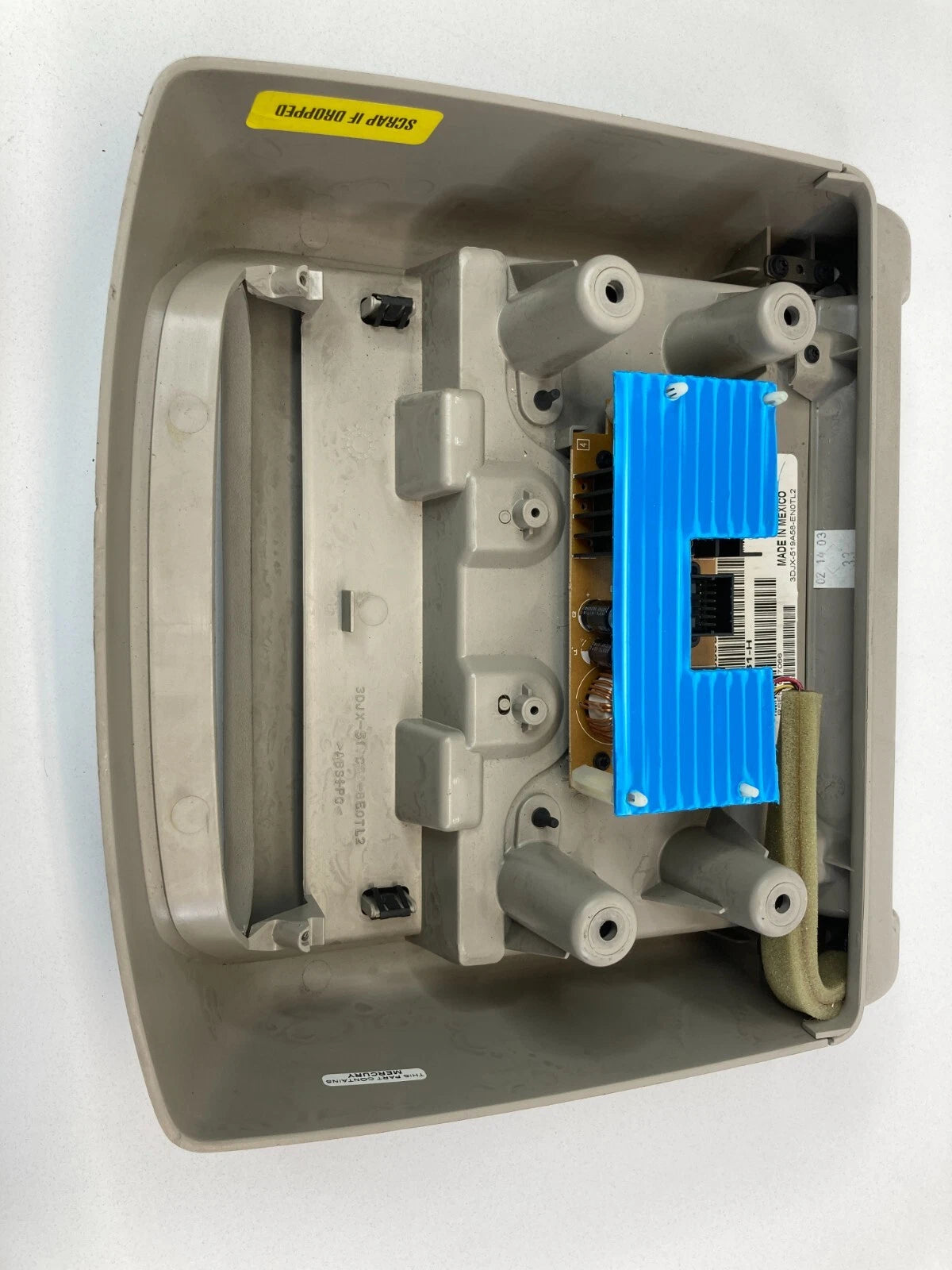 2002 2003 CHRYSLER TOWN & COUNTRY OVERHEAD ROOF DVD ENTERTAINMENT DISPLAY SCREEN