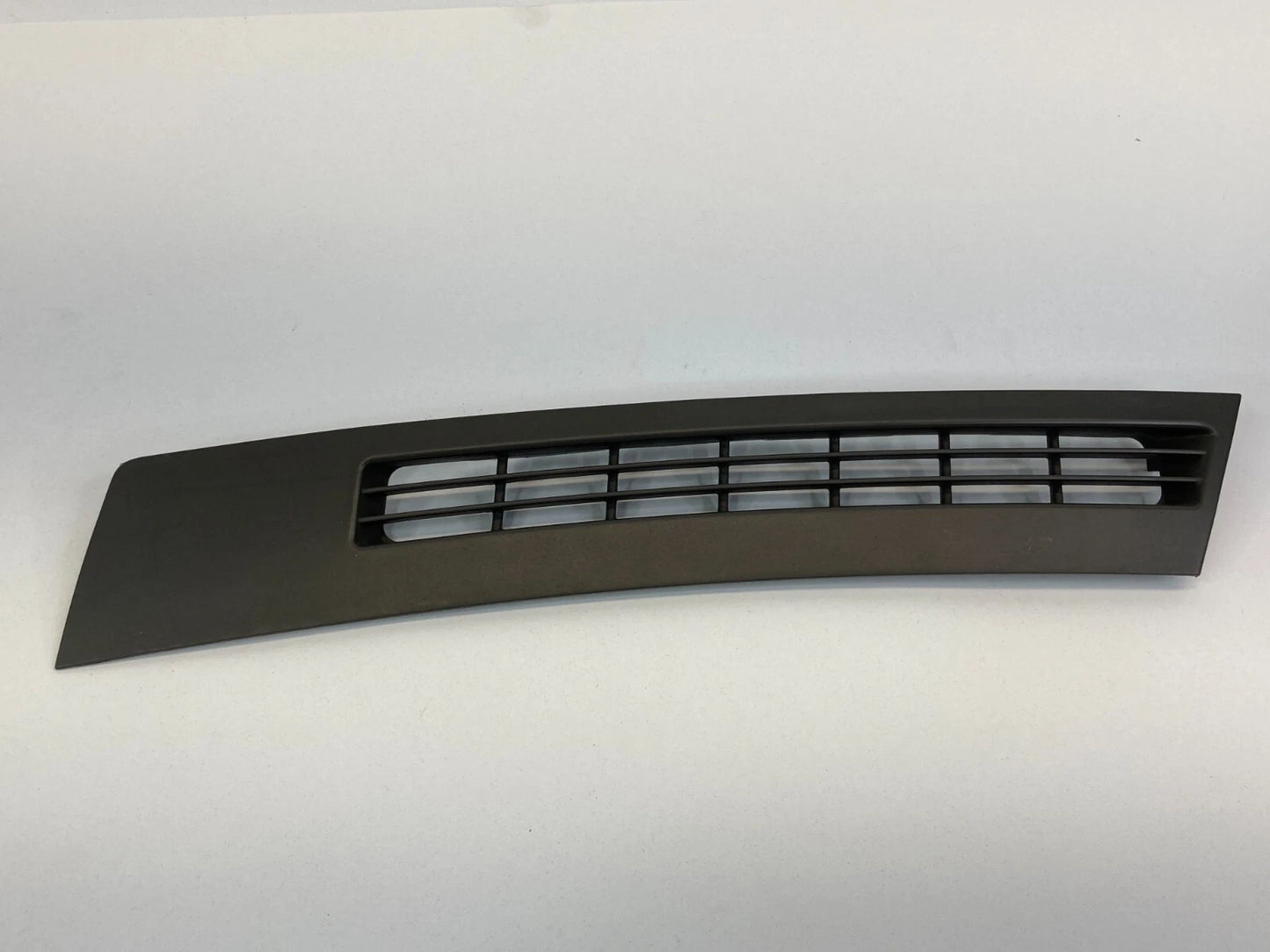 06-10 JEEP GRAND CHEROKEE DASH LEFT SIDE DEFROSTER VENT GRILLE 1DQ55-TRMAA OEM