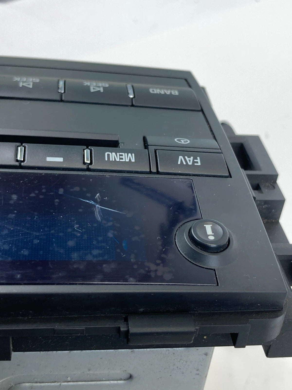 2008 08 CHEVROLET IMPALA RADIO AM FM CD PLAYER RECEIVER 25887147 OEM