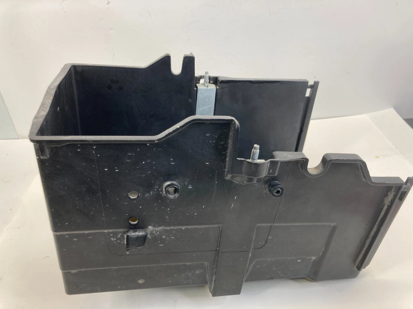 2013-2016 FORD ESCAPE BATTERY BOX TRAY HOLDER CARRIER OEM AM51-10723-AD