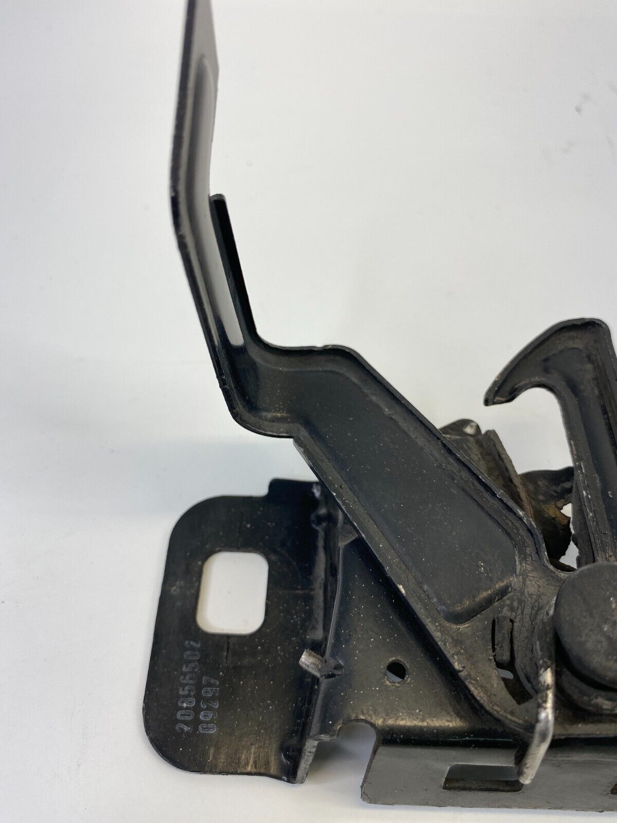 2010 2011 2012 Chevrolet Equinox Front Hood Lock Latch Release Actuator