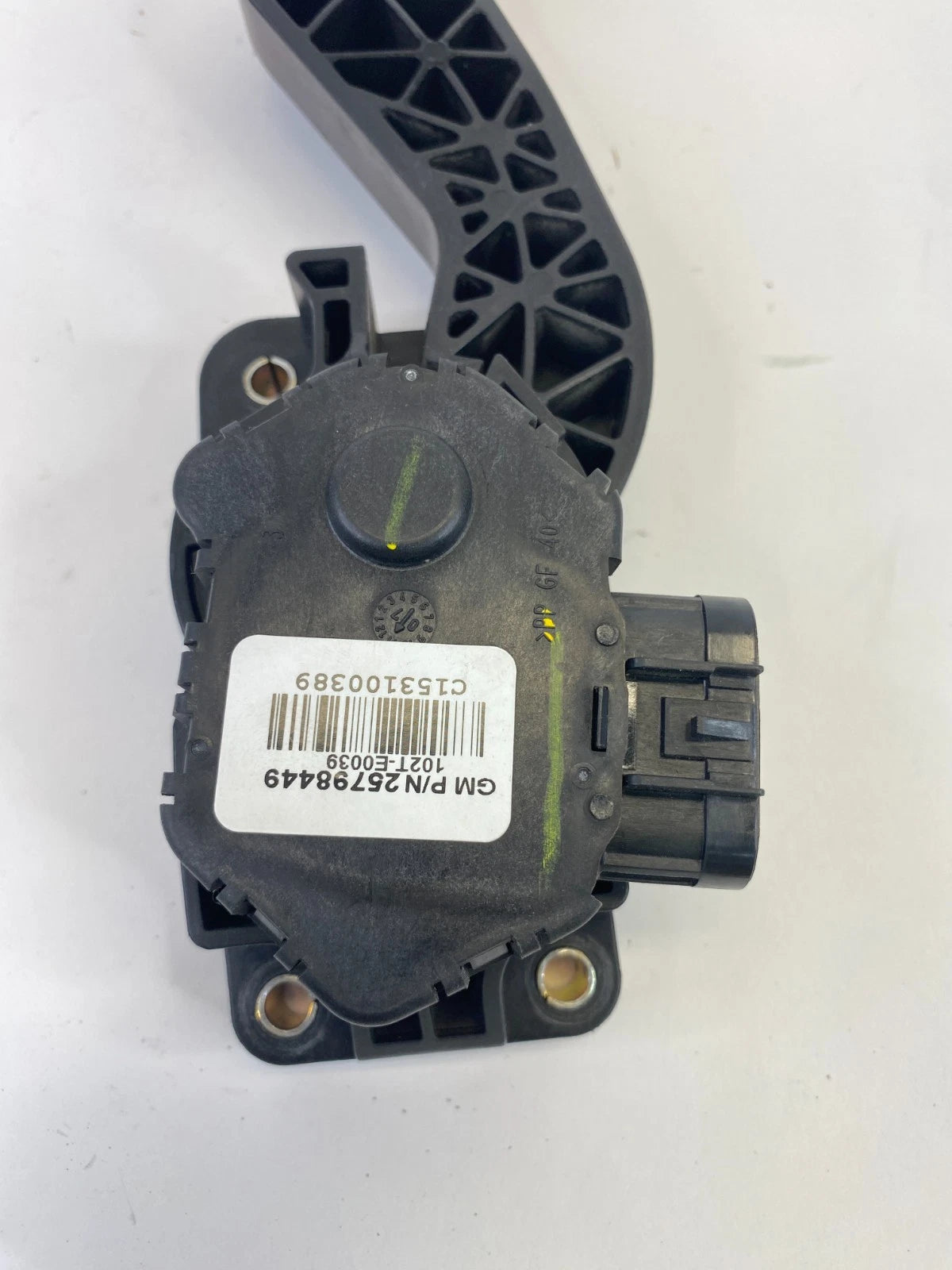 2010-2017 CHEVROLET EQUINOX GMC TERRAIN ACCELERATOR GAS PEDAL POSITION SENSOR