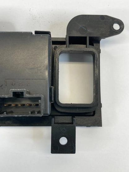 1999-2004 HONDA ODYSSEY CENTER DASH DIGITAL CLOCK DISPLAY TRIM BEZEL OEM