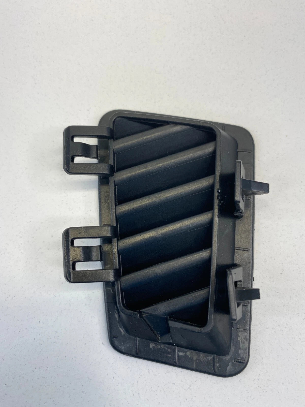 2007-2013 BMW 328I FRONT RIGHT DASH DEFROSTER NOZZLE 51457059216A OEM