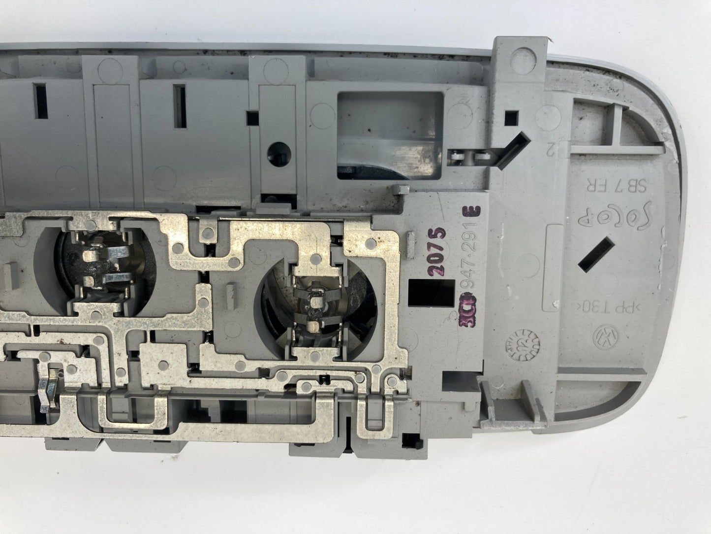 2009-2019 VW Volkswagen Passat Rear Overhead Dome Light Lamp 3C0947291E OEM