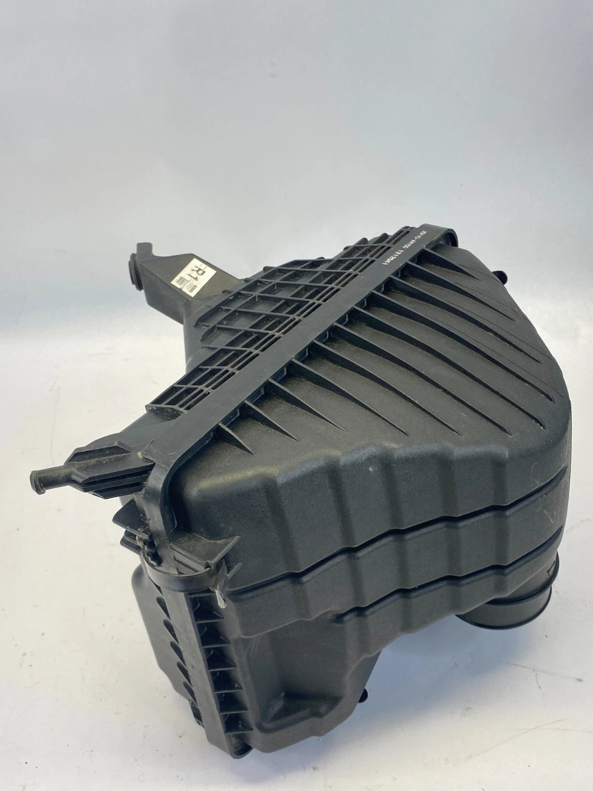 2011-2015 HYUNDAI SONATA HYBRID 2.4L AIR CLEANER FILTER BOX ASSEMBLY 28110-4R100