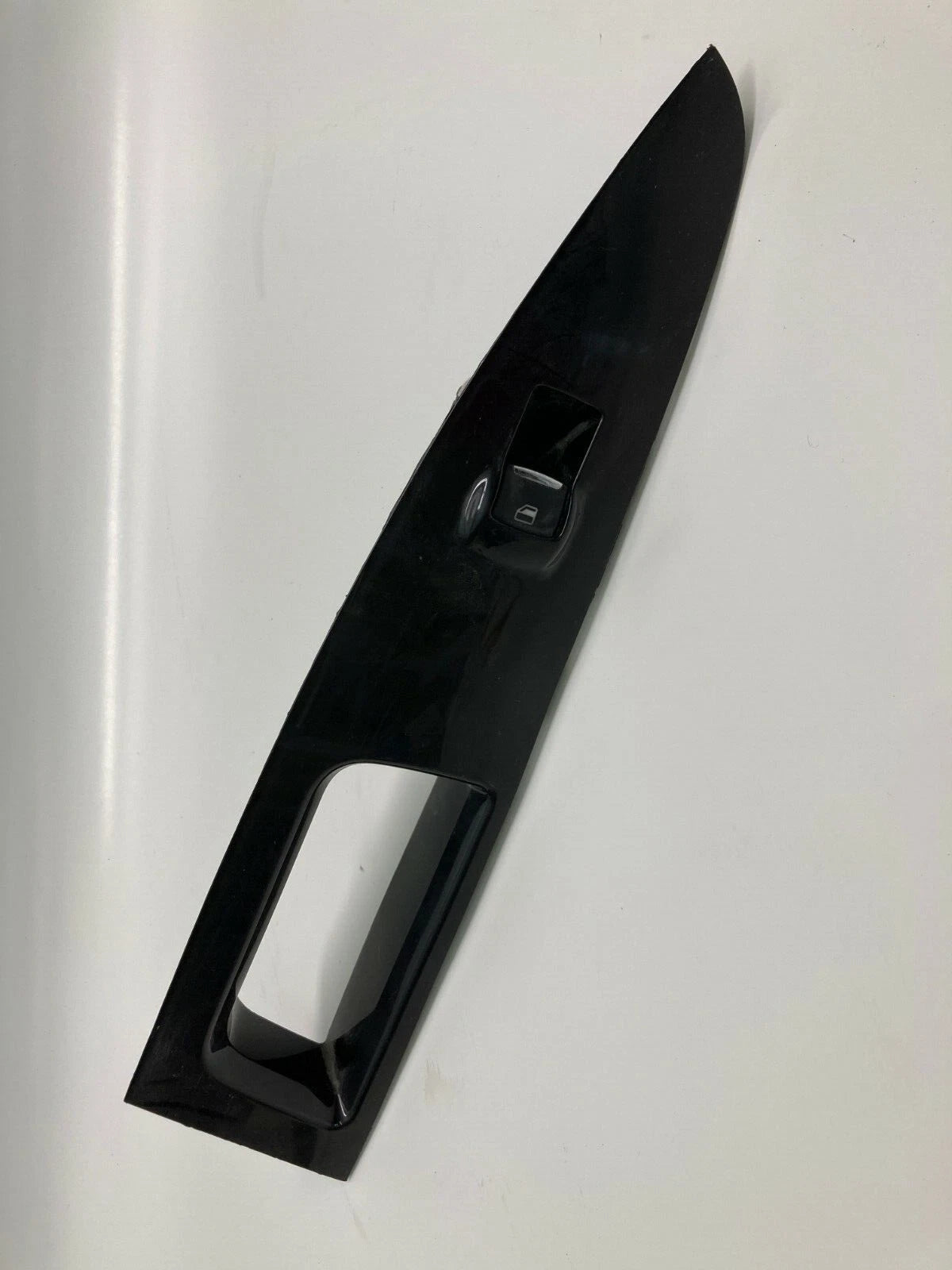 13-16 FORD FUSION REAR DRIVER SIDE DOOR WINDOW SWITCH WITH BEZEL OEM DS7314A568B