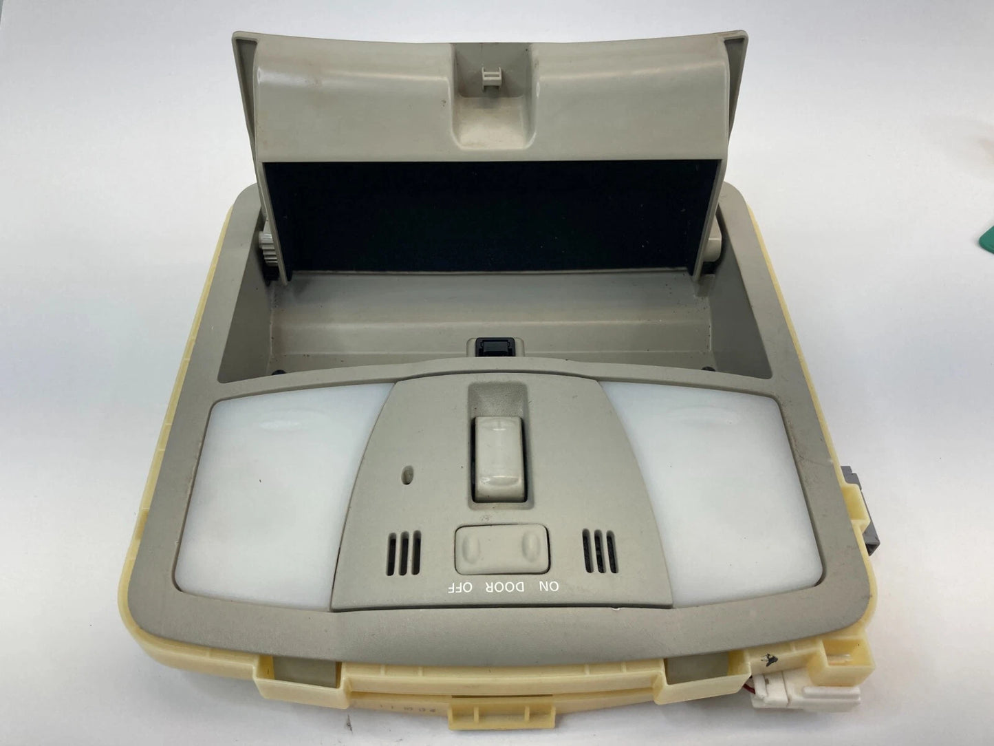 2009-2013 INFINITI G37 SEDAN W SUNROOF OVERHEAD CONSOLE DOME MAP LAMP W STORAGE