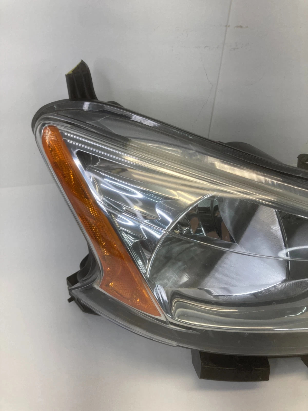 2013-2015 NISSAN SENTRA FRONT PASSENGER RIGHT SIDE RH HEADLIGHT HEADLAMP OEM
