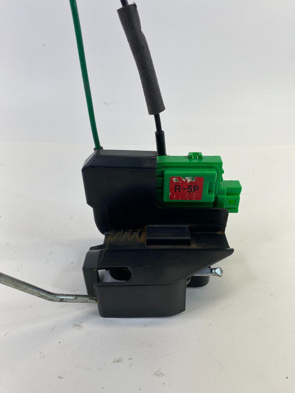 2012-2017 Hyundai Accent Front Right Passenger Side Door Lock Latch Actuator