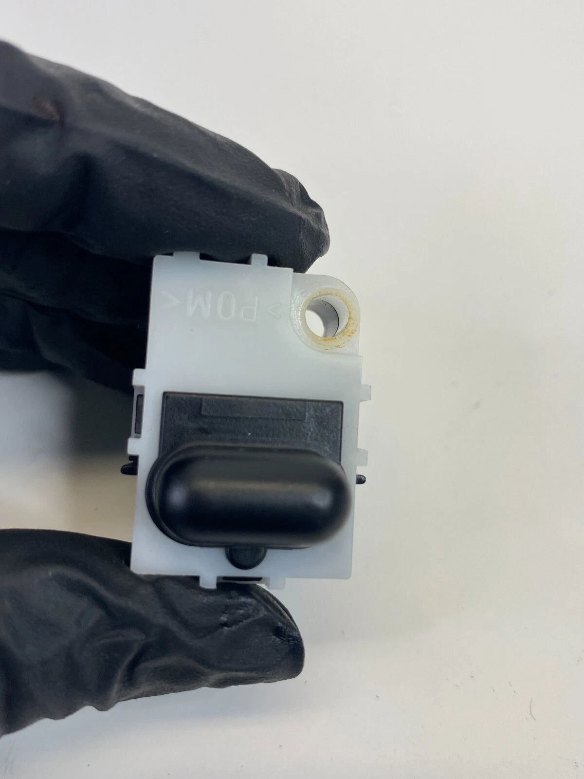 98-04 AUDI A6 QUATTRO DASH SUN LIGHT LOAD SUNLIGHT SENSOR SWITCH 4D0907539 OEM