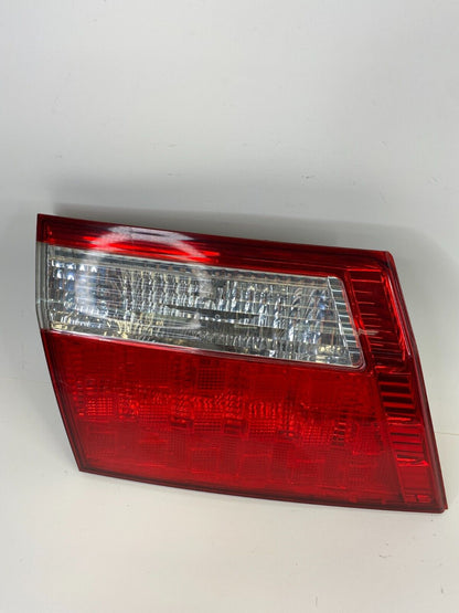 2005-2007 Honda Odyssey Rear Left Inner Trunk Lid Liftgate Tail Light Taillight