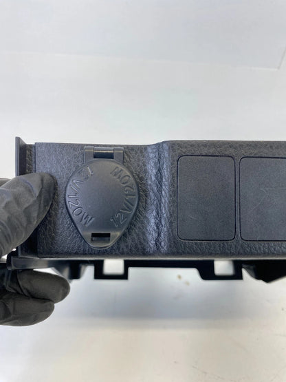 2014-2019 TOYOTA COROLLA DASH PANEL POWER OUTLET USB JACK SOCKET 86190-0R010 OEM