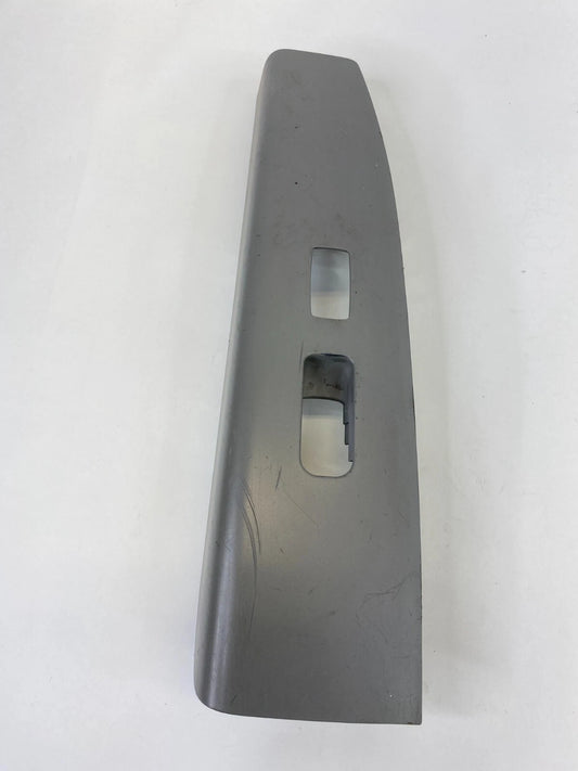 2007-2009 HYUNDAI SANTA FE FRONT RIGHT PASSENGER WINDOW SWITCH BEZEL TRIM OEM