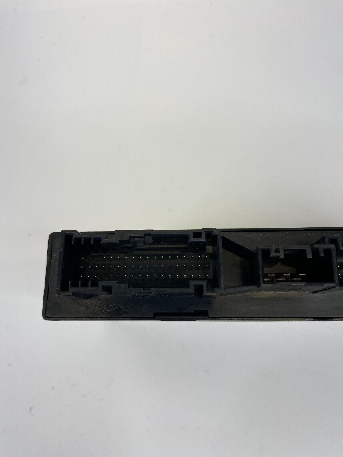 2006 2007 BMW 530i 3.0L L6 AT Body Control Computer Module BCM BCU 61356969011