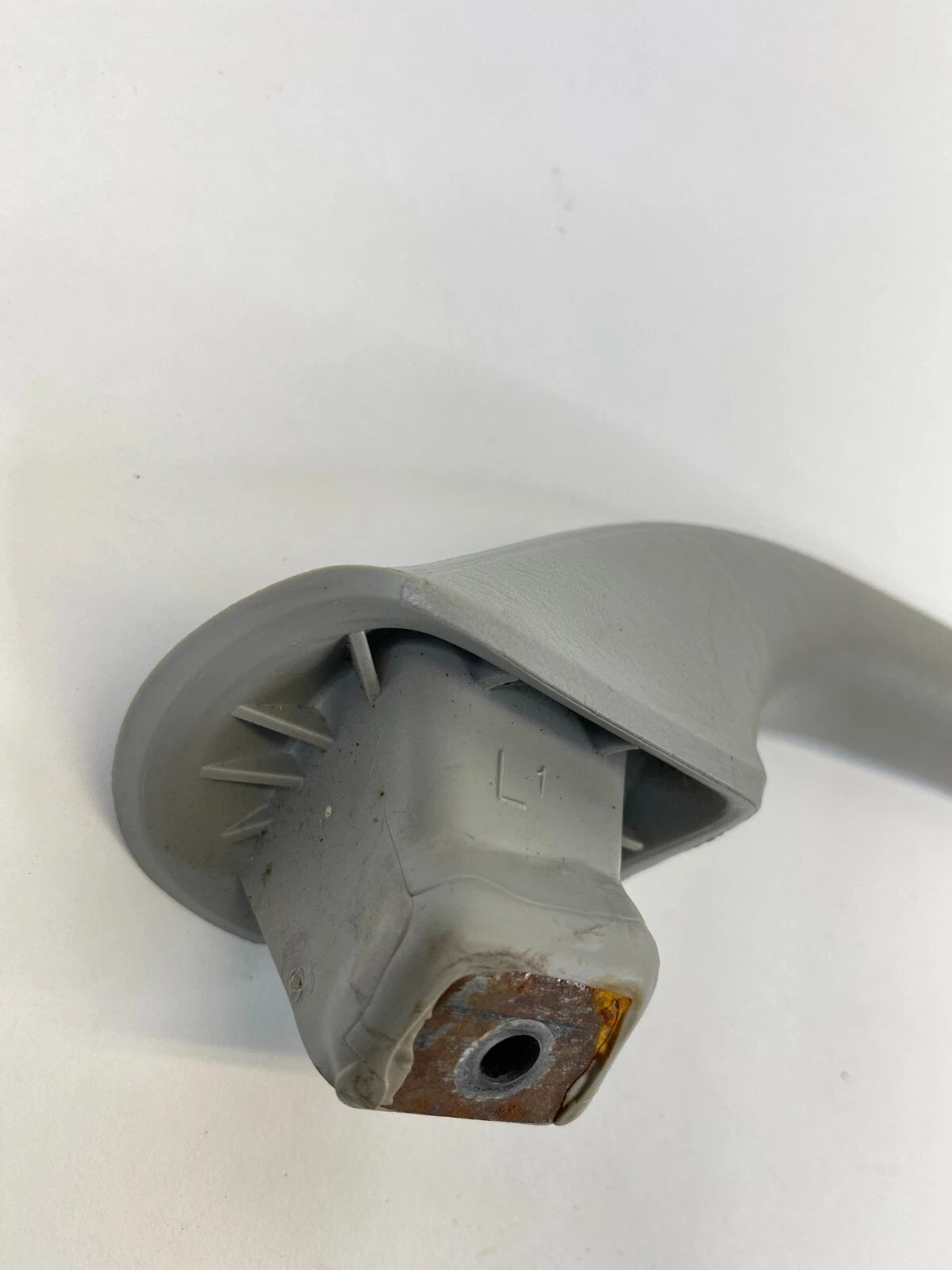 2001-2004 FORD ESCAPE LEFT INNER WINDSHIELD A PILLAR GRAB ASSIST HANDLE OEM