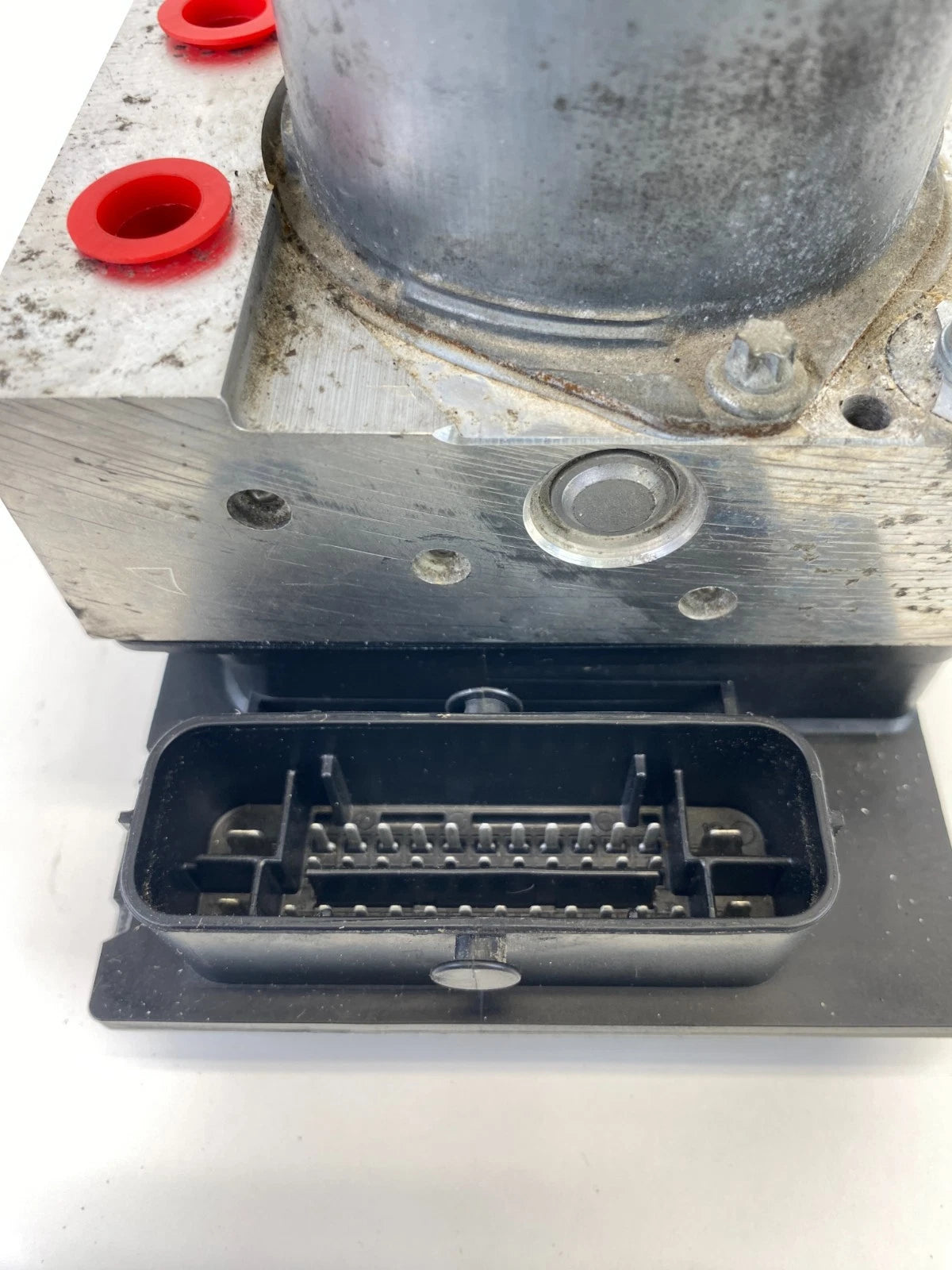 2012-2017 Fiat 500 1.4L L4 AT FWD ABS Anti Lock Brake Pump Module 68249079AA OEM