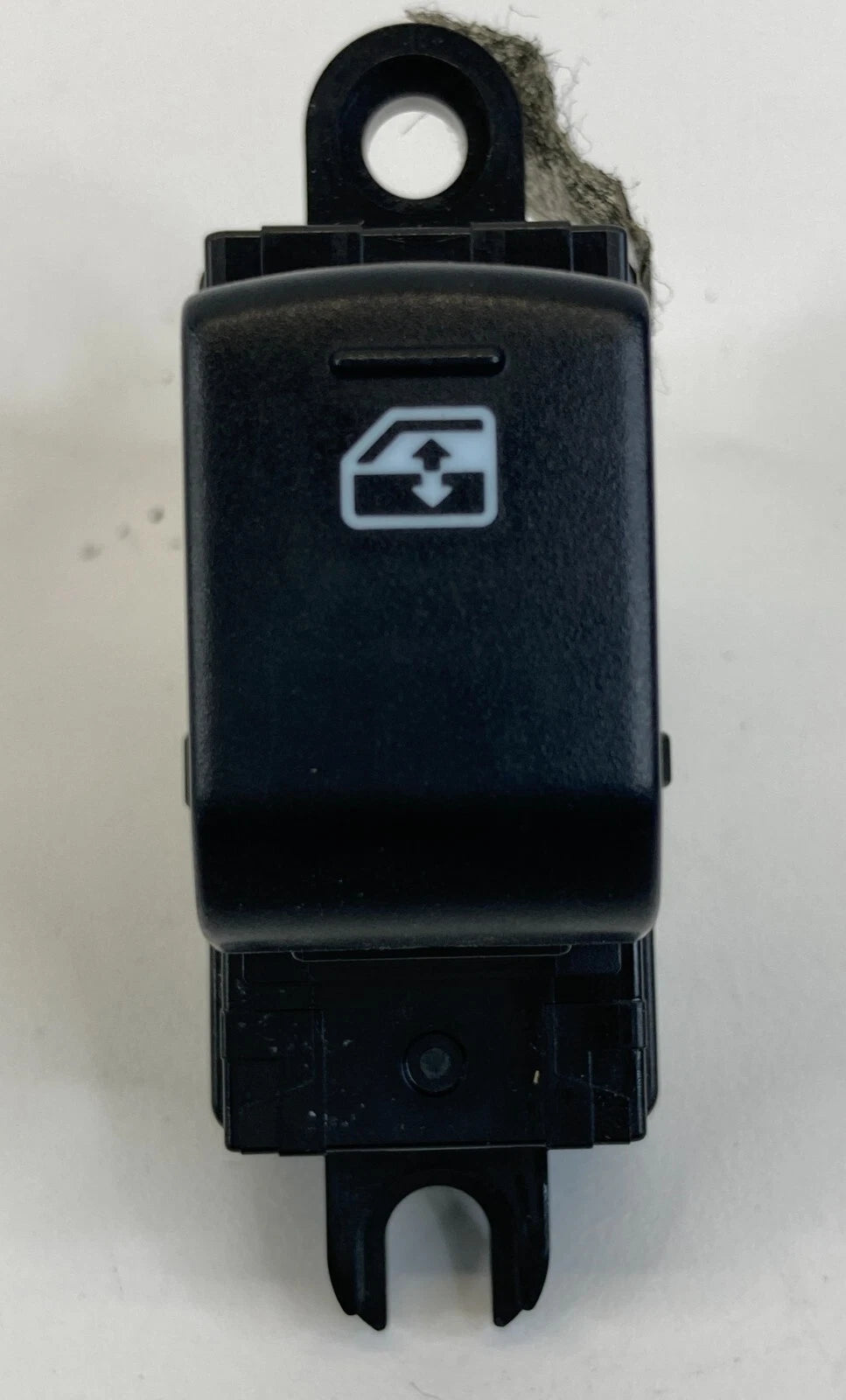 2013-2014 SUBARU LEGACY REAR RIGHT SIDE DOOR WINDOW CONTROL SWITCH BUTTON OEM