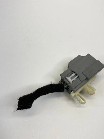 2011-2019 FORD EXPLORER REAR RIGHT SIDE TAIL LIGHT WIRING HARNESS CONNECTOR OEM