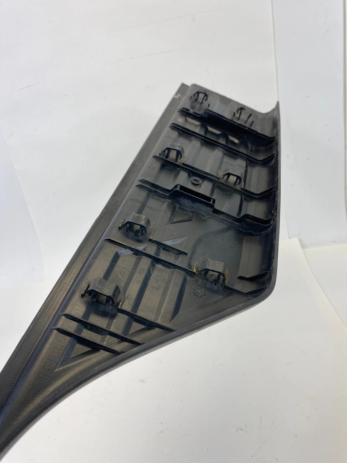 05-15 TOYOTA TACOMA RR BUMPER TRUNK FOOT STEP PAD PANEL MOLDING 52162-04010 OEM