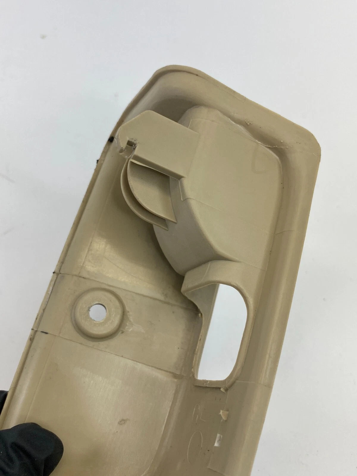 2004 2005 2006 ACURA TL TRUNK GAS DOOR OPENER RELEASE LEVER TRIM COVER OEM