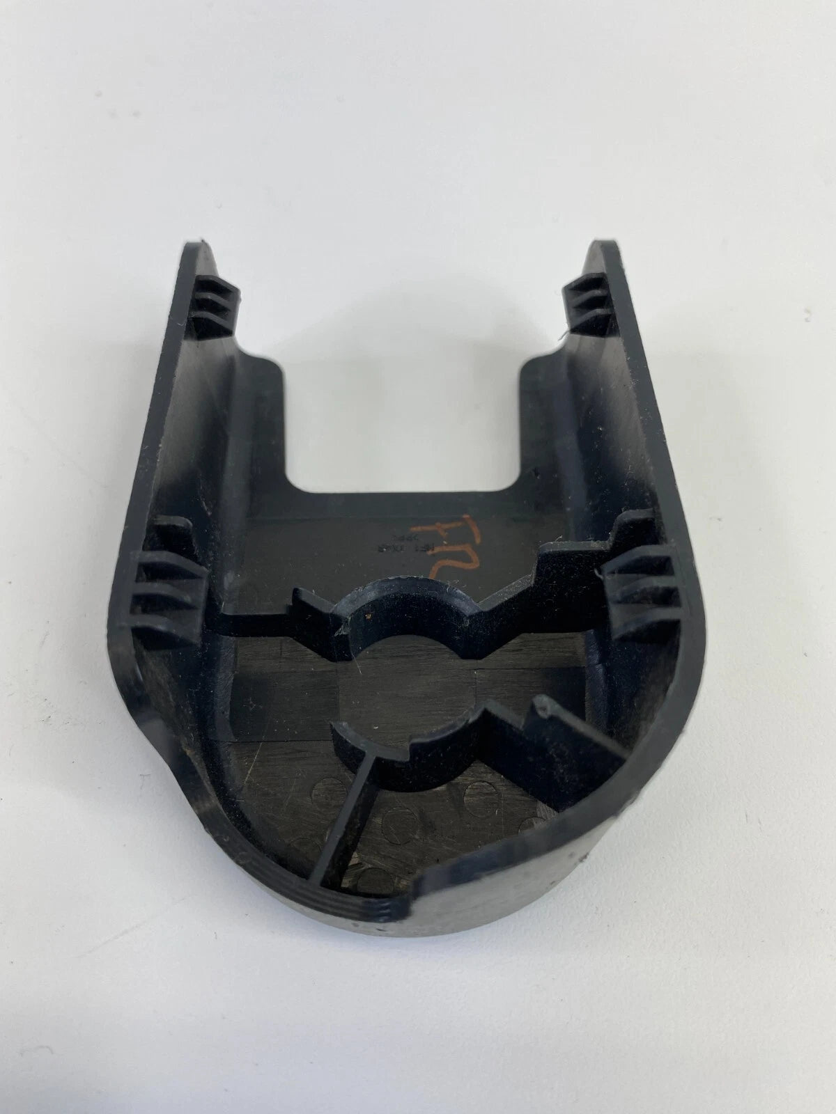 2006-2010 INFINITI M35 M45 FRONT RIGHT PASSENGER SEAT TRACK END TRIM COVER OEM