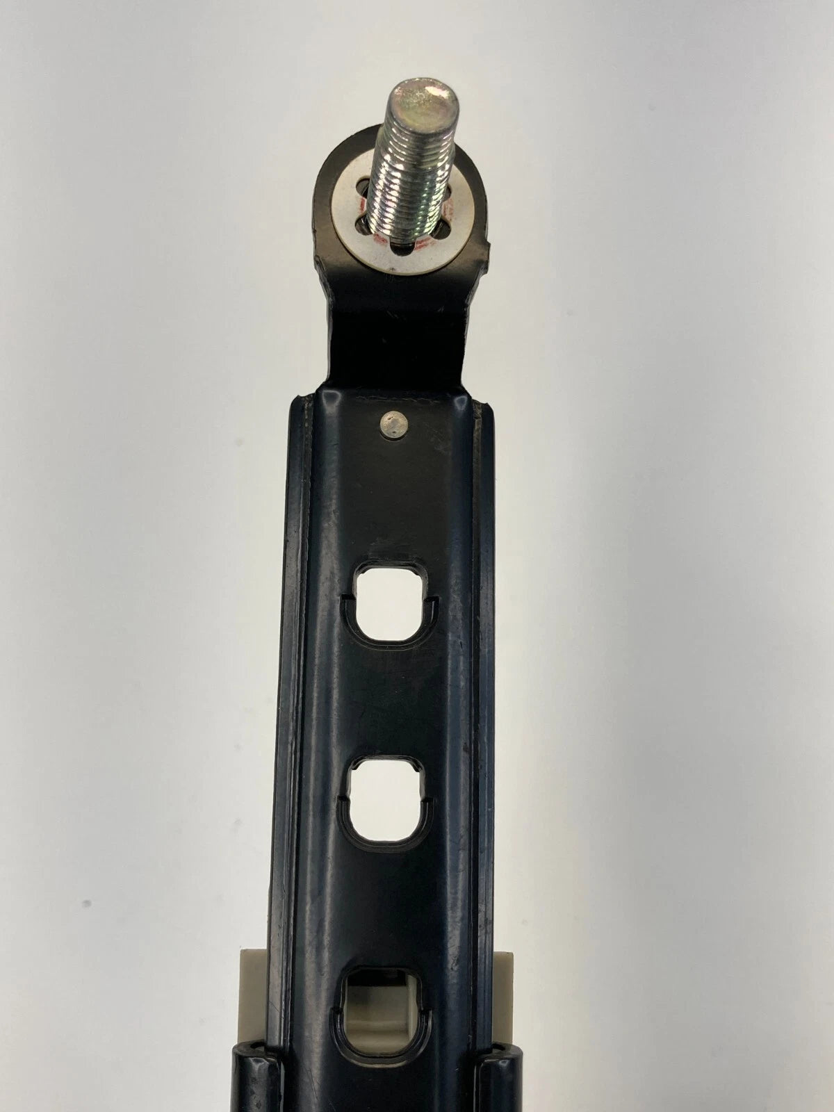 2003-2007 NISSAN MURANO FRONT LEFT DRIVER SIDE SEAT BELT HEIGHT ADJUSTER OEM