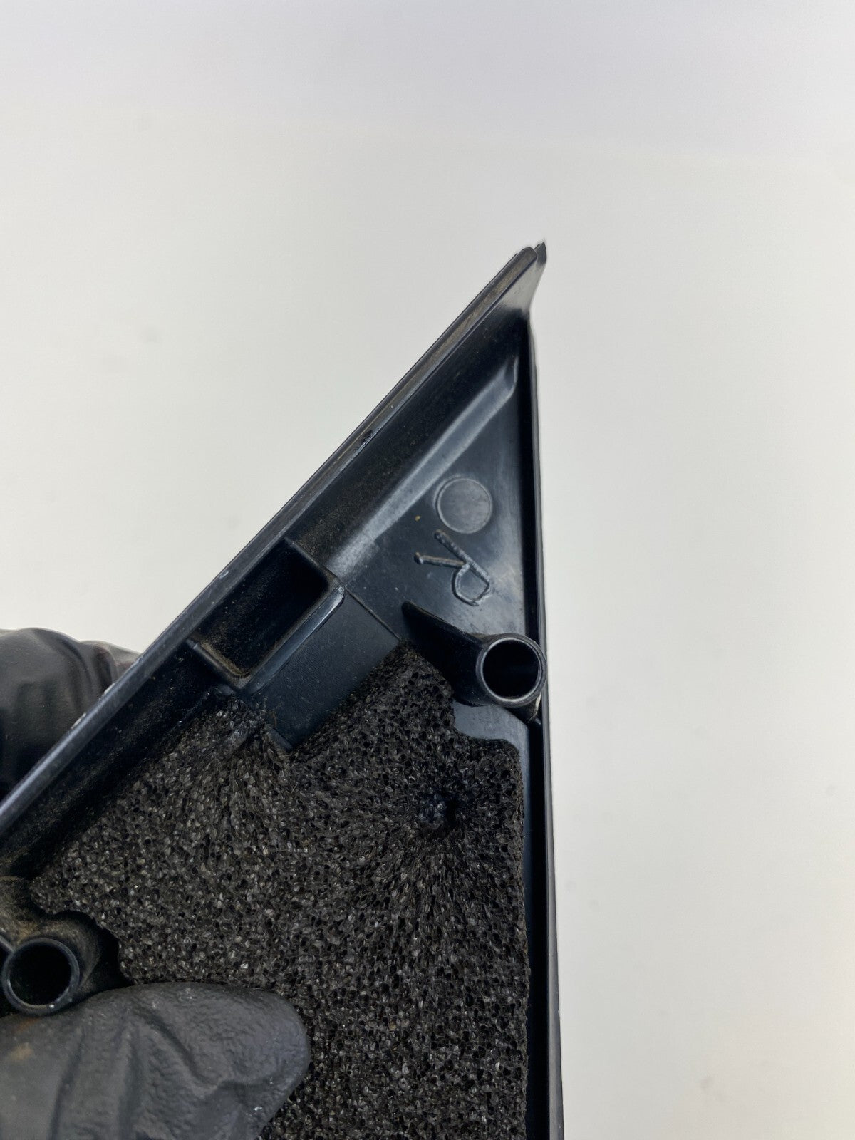 2002 03 04 05 2006 Toyota Camry Front Right Side Interior Mirror Cover Corner