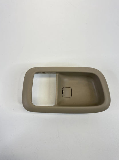 1997 98 99 00 2001 LEXUS ES300 FRONT RIGHT SIDE INNER DOOR HANDLE BEZEL TRIM OEM