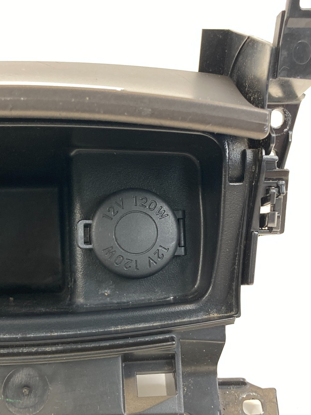 09 10 Hyundai Sonata Dash Storage Ashtray Ash Tray w/ Power Outlet 84675-0A0004N