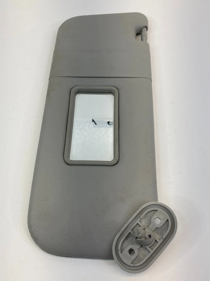 2003 2004 TOYOTA COROLLA FRONT RIGHT PASSENGER SIDE SUNVISOR SUN VISOR SHADE OEM