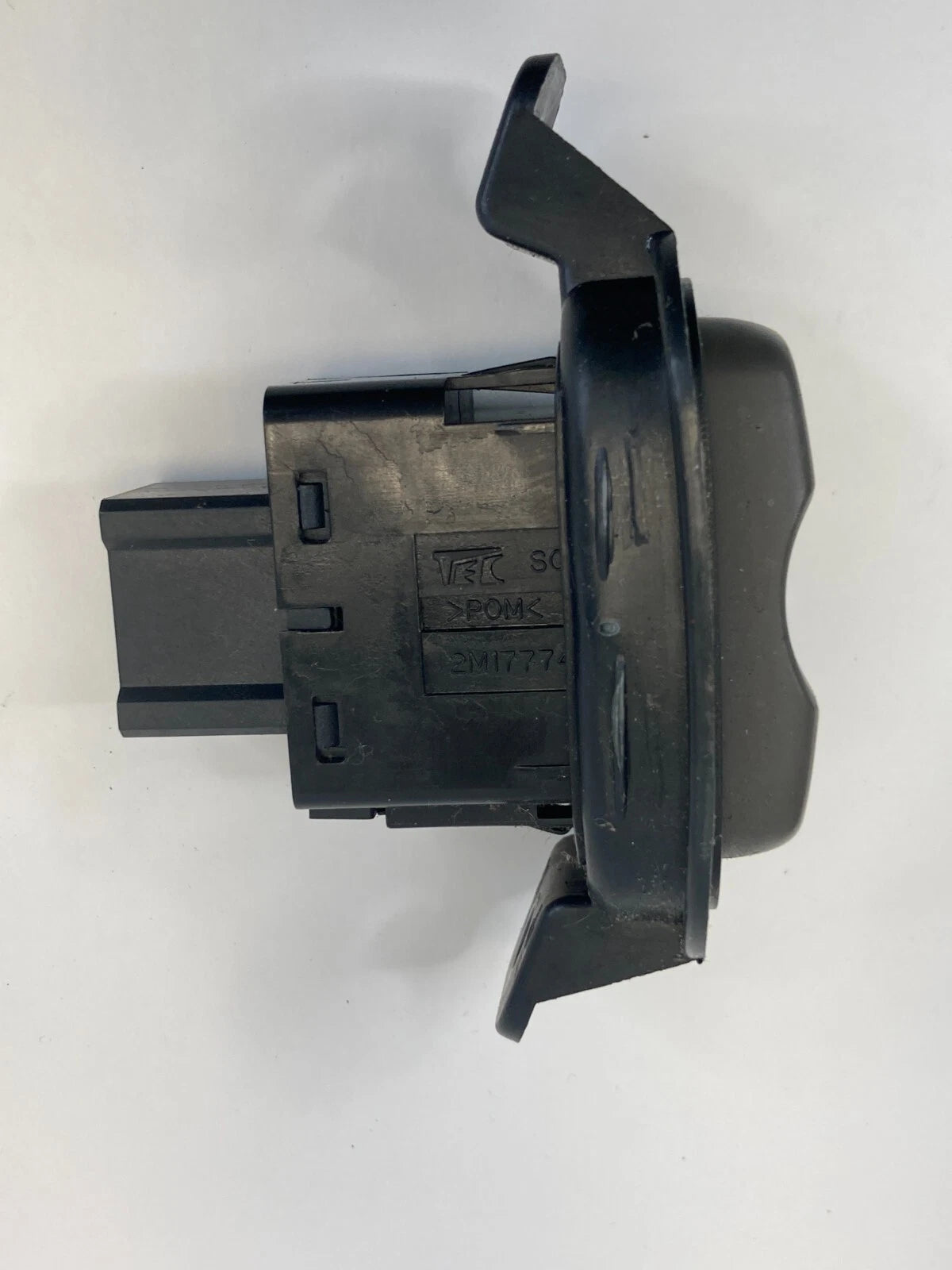 2006-2008 HONDA RIDGELINE INTERIOR DOME LIGHT LAMP CONTROL SWITCH 2M17774 OEM